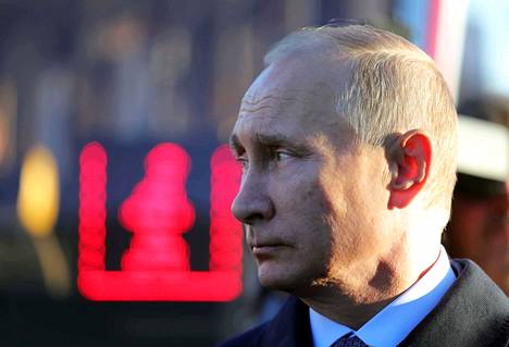 Vladimir Putin sanoo Venäjän hävittävän kaikki loput kemialliset aseensa.