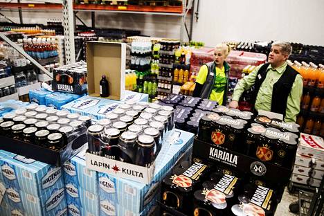 Prisman ja K-Citymarketin varastoissa otetut kuvat kertovat, mitä  alkoholjuomia maanantaina tulee myyntiin - Uutiset - Aamulehti