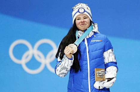 Krista Pärmäkoski voitti yhdistelmähiihdon olympiapronssia - Urheilu -  Aamulehti