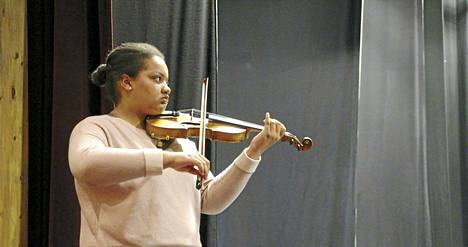 Yvette Nzezan ohjemistossa oli kolme erilaista kappaletta.