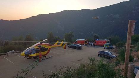 Paikallinen pelastuslaitos etsi kadonnutta keskiviikkona muun muassa helikopterien avulla niin pitkään kuin valoa riitti.