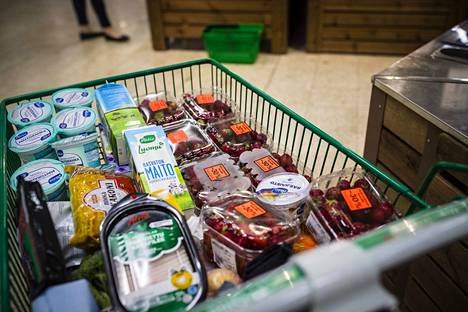 Ruokakauppojen alennustuotteet iltaisin kelpaavat asiakkaille - Moro -  Aamulehti