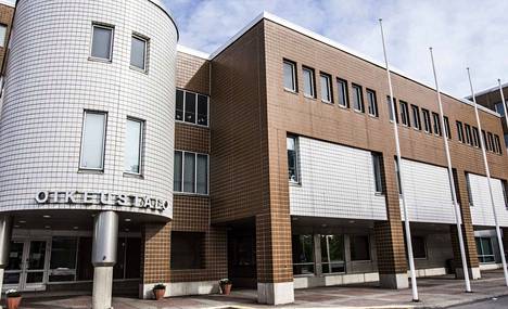 Oulun seksuaalirikoksista epäillyn miehen vangitsemisoikeudenkäynti pidetään Oulun käräjäoikeudessa perjantaina.