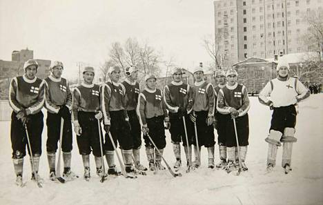 Pääsarjatason jääpallo palaa Tampereelle, edellisen kerran kaupungissa  pelattiin 67 vuotta sitten - Urheilu - Aamulehti