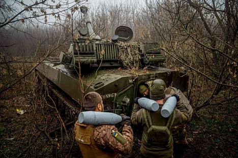 Britannian puolustusministeriön mukaan Ukrainan taistelut keskittyvät Bahmutiin ja Svatoveen. Kuva on otettu Bahmutista Donetskin alueelta 10. joulukuuta.
