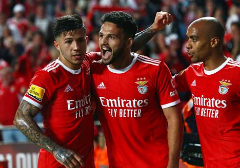 Goncalo Ramos (kesk.) juhlii maalia Benfican liigaottelussa juuri ennen MM-kisataukoa.