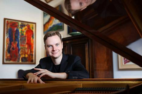 Pianisti Ossi Tanner soittaa Mäntän musiikkijuhlilla klassikoita ja uutta musiikkia. Seuraavaksi nuori pianistikyky lähtee jatkamaan opintojaan New Yorkiin.