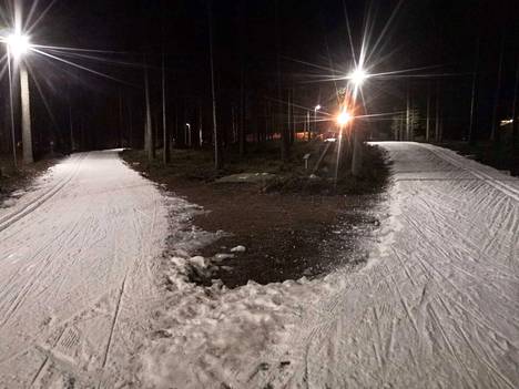 Honkajoen kilometrin mittainen tykkilumilatu on Kankaanpään älyladun lisäksi toiminut satakuntalaisten hiihtäjien ilona kuluvana lämpimänä ja kosteana talvena.