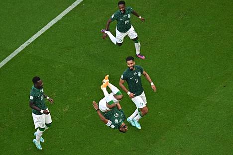 Saudi-Arabian maajoukkue yllätti MM-kisojen avauksessaan suosikki Argentiinan.
