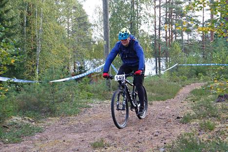 Jämi84 kisattiin poutaisessa syyssäässä - Urheilu - Kankaanpään Seutu