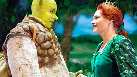 Teatteriarvio: Onko Shrek kuin pakolainen? Helsingin kaupunginteatterin  musikaali on satuaan isompi - Teatteri - Aamulehti