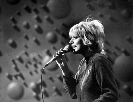 Menestyminen euroviisuissa ja kansainvälisillä laulufestivaaleilla 1970-luvun alussa avasi Marion Rungille ovet Saksan-markkinoille.