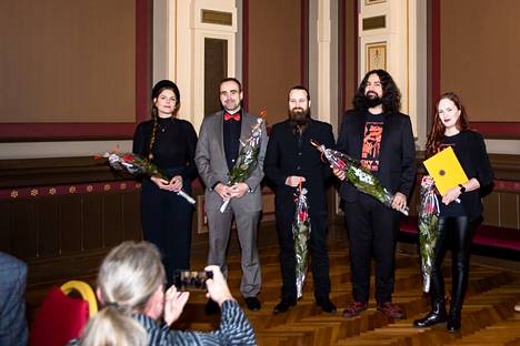 Pirkanmaan palkinto ojennettiin Wacky Tie Filmsille keskiviikkona Tampereen Raatihuoneella. Palkintoa olivat vastaanottamassa Hanna Kaihlanen, Pasi Hakkio, Ville Hakonen, Jussi Sandhu ja Niina Virtanen.