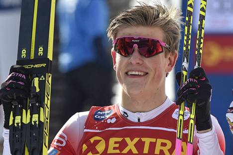 Norjan hiihtotykki Johannes Hösflot Kläbo nappasi Tour de Skin voiton ja tekee kaikkensa, jotta välttyisi koronavirustartunnalta Pekingin talviolympialaisten alla.