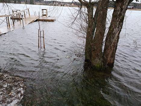 Vuonna 2019 Kokemäenjoki tulvi Kiikassa lähes jokivarren alimpiin asuintaloihin.