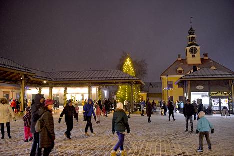Vanhan Rauman alueelle on suunnitteilla musiikillinen jouluvaellus, joka yhdistää joulun kristilliset tapahtumat kaupungin historiaan. Arkistokuva: Juha Sinisalo