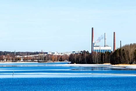  UPM:n Tervasaaren paperitehdas Valkeakoskella 20. maaliskuuta 2022. Viime vuoden keväällä paperikoneet oli ajettu lakon takia alas. Koko viime vuoden tuloksesta muodostui yhtiön kaikkien aikojen paras. 