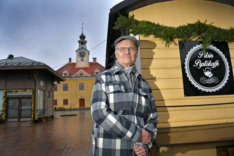 Kirjailija Jukka-Pekka Palviaiselta ilmestyi juuri Raumalle sijoittuva lastenkirja. Hän on laskenut, että neljässä lasten- ja nuortenromaanissa ja seitsemässä aikuisten romaanissa ollaan Raumalla, hänen synnyinkaupungissaan.