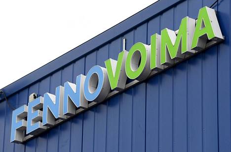 Fennovoiman logo Hanhikivi 1 -ydinvoimalaitoksen työmaa-alueella Pyhäjoella 3. marraskuuta 2021. 