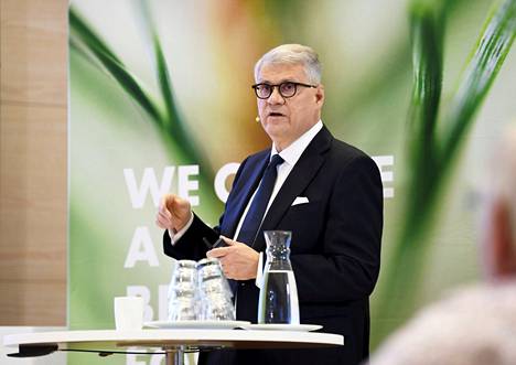 UPM:n toimitusjohtaja Jussi Pesonen vie loppuun yhtiön isot kasvuinvestoinnit Uruguayssa ja Saksassa. Niiden valmistuttua hän aikoo jäädä eläkkeelle vuonna 2024.