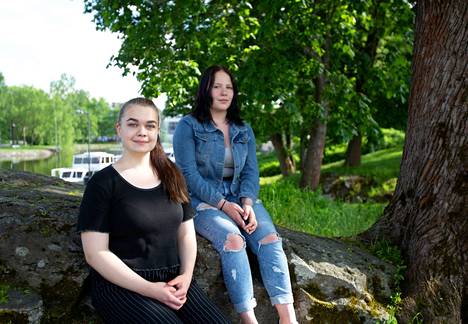 Jenna-Julia Rantala ja Mimmy Keinänen kertoivat viime kesän alussa Valkeakosken Sanomissa, miten nuorisovaltuusto aikoi käyttää sen saaman 25 000 euron ilmastomäärärahan ilmaston hyväksi.