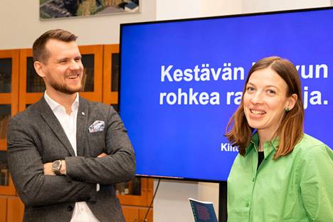 Eero Vainio ja Li Andersson keskustelivat Raision ehdotuksista seuraavaan hallitusohjelmaan.