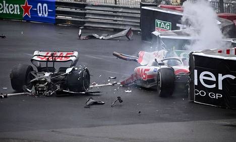 Mick Schumacherin auto hajosi palasiksi Monacon F1-kisassa.