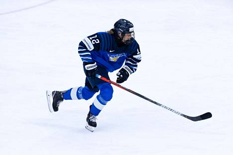 Sanni Vanhanen teki hattutempun ja sinetöi Suomelle alle 18-vuotiaiden MM-pronssia. Vanhanen kuvattiin MM-kisoissa elokuussa 2021.