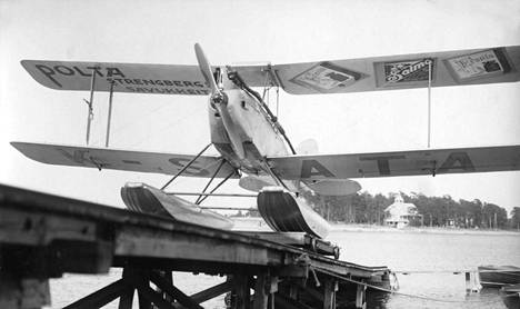 Matkat tehtiin Satakunnan Ilmailukerhon Satakunta I -koneella, joka oli merkiltään De Havilland D.H. 60G Moth Coupé.