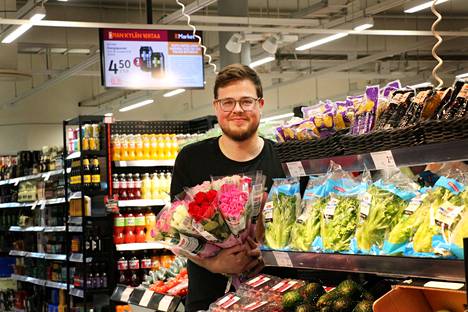 Joni Toivonen aloitti K-market Tervapadan kauppiaana viime vuoden lopulla, kun edellinen kauppais Ville Kestilä siirtyi kauppiaaksi Vihtiin.