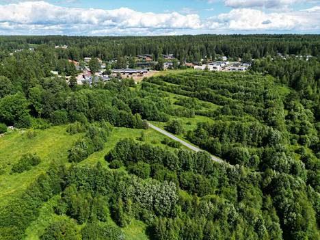 Ylöjärvi kasvaa jälleen. Noin 1 600 uuden asukkaan asuinaluetta suunnitellaan Ylöjärven Vuorentaustaan. Alueen katujen ja infran rakentaminen on tarkoitus aloittaa vuonna 2024. 