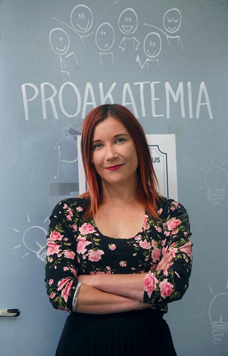 Johanna Rita on kirjoittanut alkuvuodesta lähtien kirjaa opiskelijoiden korona-ajan kokemuksista. Tällä hetkellä hän etsii kirjalle kustantajaa.