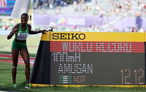 Nigerian Tobi Amusan teki hurjan tempun: 100 metrin välierissä uusi maailmanennätys 12,12.