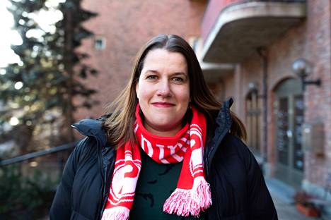 Pyrinnön urheilutoimenjohtaja Elisa Hakanen toivoo, että Suomen ja Ruotsin perinteikäs yleisurheilumaaottelu pystytään järjestämään syyskuussa Tampereella.