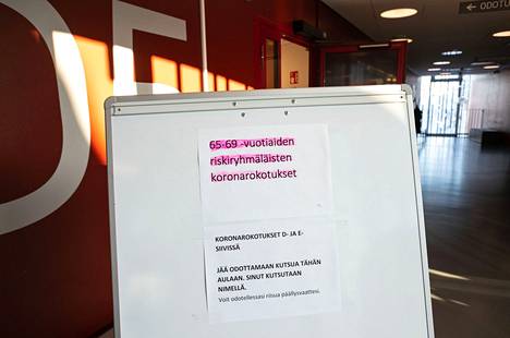 Tampere käynnisti tällä viikolla 65-69-vuotiaiden riskiryhmäläisten rokotukset Astra Zenecan rokotteella.