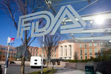 Rokotteiden hätähyväksynnästä päättävä elintarvike- ja lääkevirasto FDA:n komitea kokoontuu 8.–10. joulukuuta. 