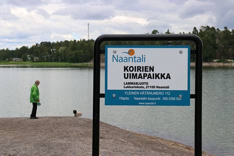 Naantalin uusi koirien uimapaikka sijaitsee Lukkarinkadulla.