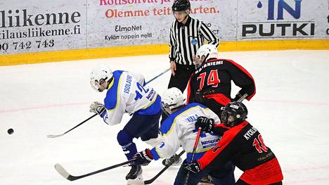 KPK ja UJK kamppailivat tiukasti voitosta Pihlajalinna-Areenalla pelatussa Suomi-sarjan ottelussa.
