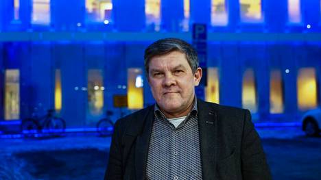Tampereen yliopistollisen sairaalan johtajaylilääkäri Juhani Sand on tyytyväinen, että Länsi- ja Sisä-Suomen aluehallintovirasto oli Pirkanmaan koronarajoituksista pandemiaohjausryhmän kanssa samoilla linjoilla. 