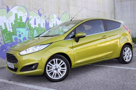 Käytetyn vähän ajetun 2015-mallisen Ford Fiestan saa noin 10 000 eurolla.