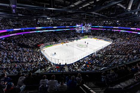 Tampereen Nokia-areenalla on järjestetty vajaan vuoden aikana muun muassa jääkiekon MM-kisat. Kuva on Suomi-Usa-ottelusta 16. toukokuuta.