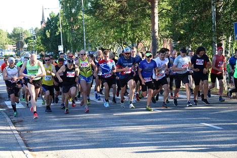 Yömaratonia on juostu Keuruulla vuodesta 2013 alkaen.