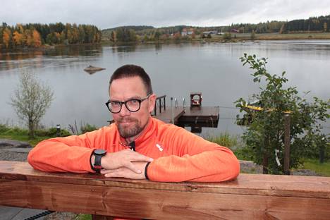 Antti Turrilla on nyt mahdollisuus viettää entistä enemmän aikaa perheen vapaa-ajan asunnolla Kiikan Meskalassa.