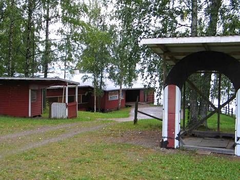 Kauvatsalainen tanssipaikka sijaitsi liikenteellisesti syrjässä, mutta Vähtärin näköala ja ympäristö olivat selkeitä kilpailuvaltteja. Kuva on vuodelta 2004.