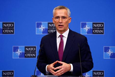 Naton pääsihteeri Jens Stoltenbergin kertoi Brysselissä pitämässään puheessa, että sotilasliitto Nato on sijoittamassa neljä uutta taisteluosastoa Itä-Eurooppaan. Hän myös ilmaisi huolensa kemiallisten aseiden käytöstä.