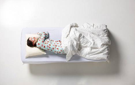 Patjaa valitessa kannattaa pohtia, missä asennossa tyypillisimmin nukkuu. Kylkimakuulla paine kohdistuu eri puolille vartaloa kuin selällään maatessa. 