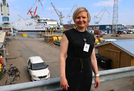 Raumalla rakennetaan laivoja ja valmistetaan paljon muutakin meritekniikkaa. Hanna-Kaisa Desavelle rakentaa meriteollisuuskampusta lähentämään koulutusta ja teollisuuspuiston yrityksiä.