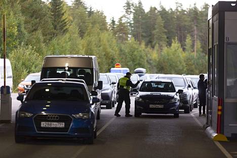Suurin osa Kaakkois-Suomen rajanylitysliikenteestä kohdistuu yhä Vaalimaalle.