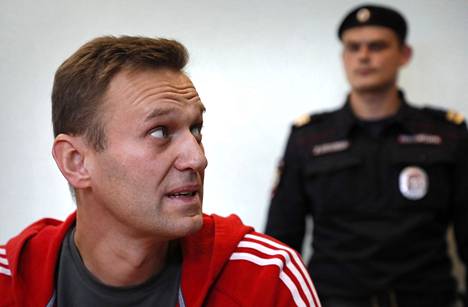 Venäläinen oppositiojohtaja Aleksei Navalnyi yritettiin myrkyttää elokuussa, ja hänet lennätettiin Venäjältä hoitoon Saksaan. Arkistokuvassa Navalnyi osallistuu oikeuden kuulemiseen Moskovassa elokuussa 2019.