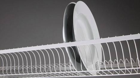 Astiankuivauskaapin yksinkertainen idea oli vähentää astioiden kuivaamisen käytettyä aikaa. 